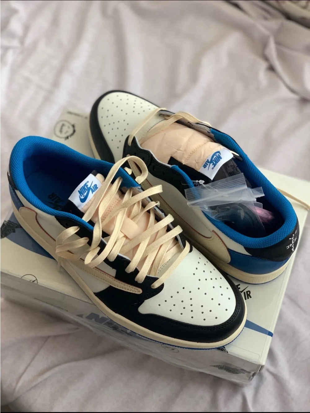 Nike Men’s Air Jordan Low-Top Sneakers - White/Black/Blue/Cream